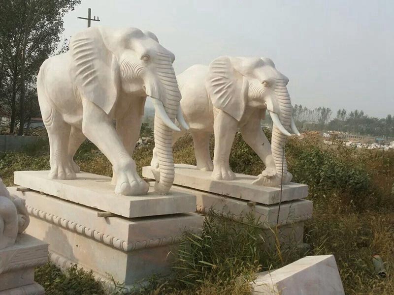 待安裝漢白玉石雕大象[編號(hào)159]