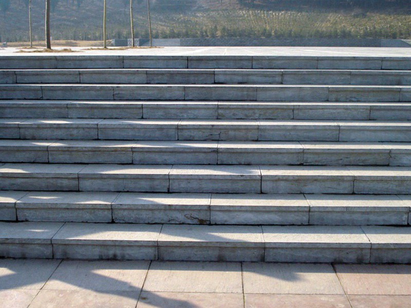 公園臺階石