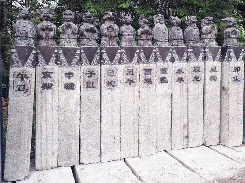 動物造型十二生肖柱